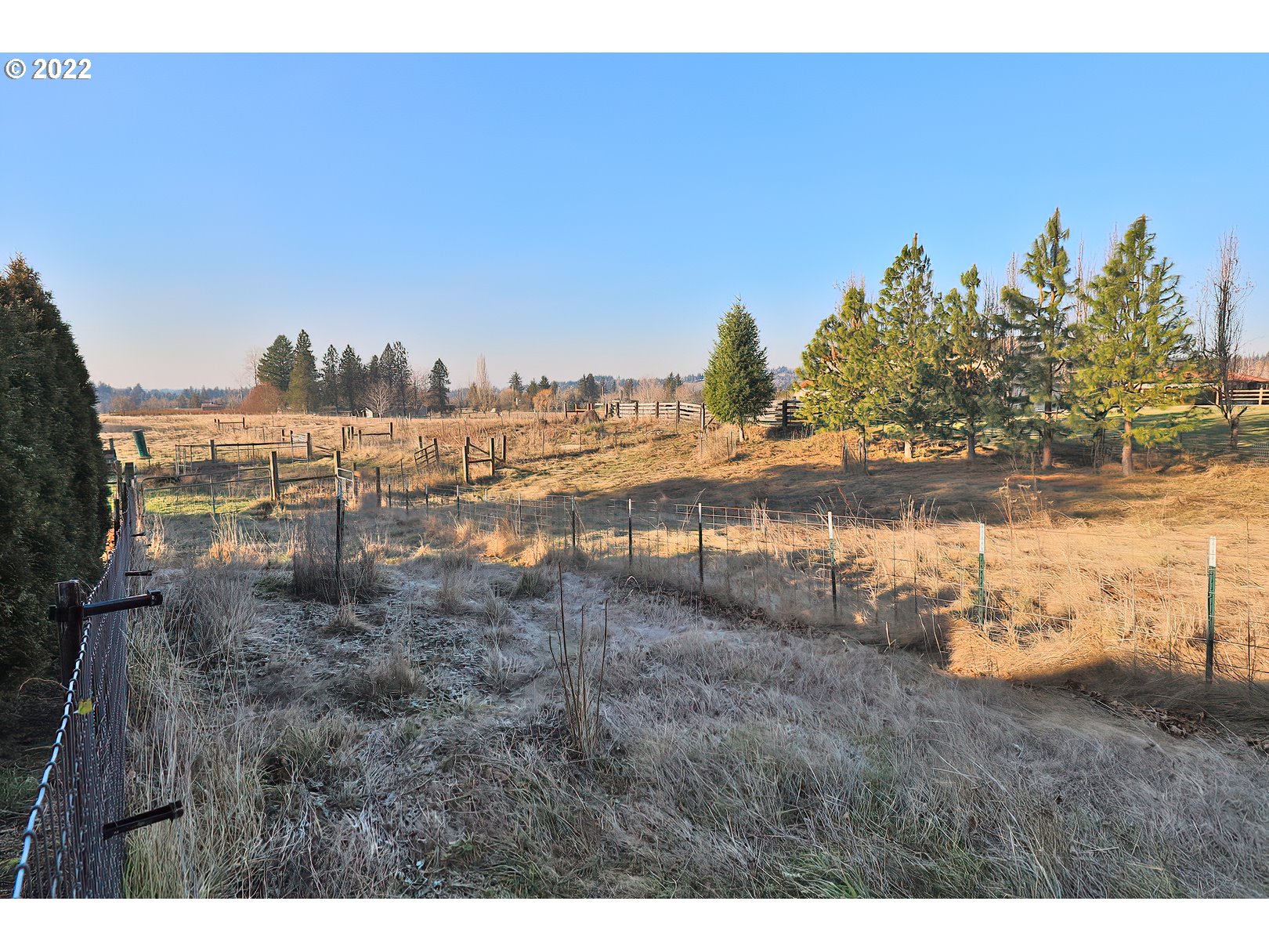 1940 Southeast Henkle Road Corbett, OR 97019 - Photo 20 of 31 Gallery Image 20