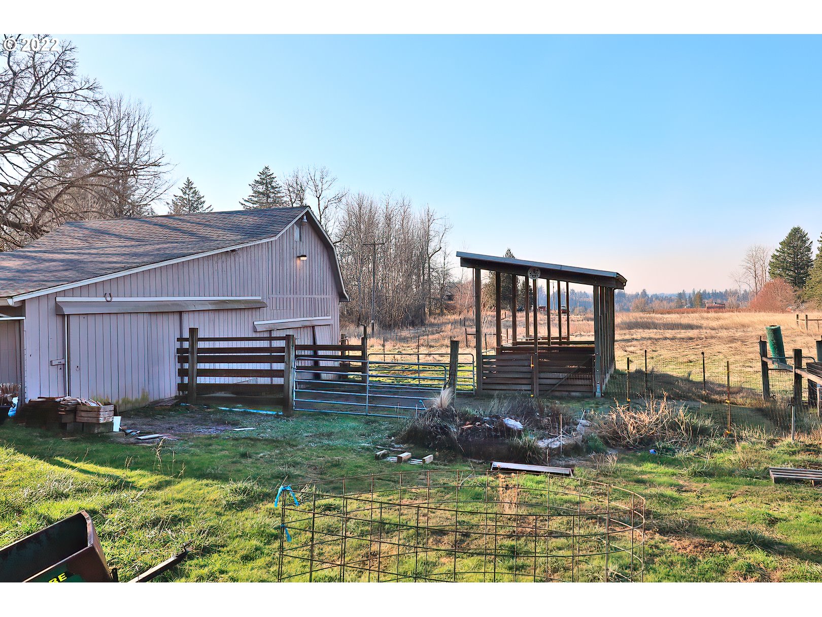 1940 Southeast Henkle Road Corbett, OR 97019 - Photo 22 of 31 Gallery Image 22