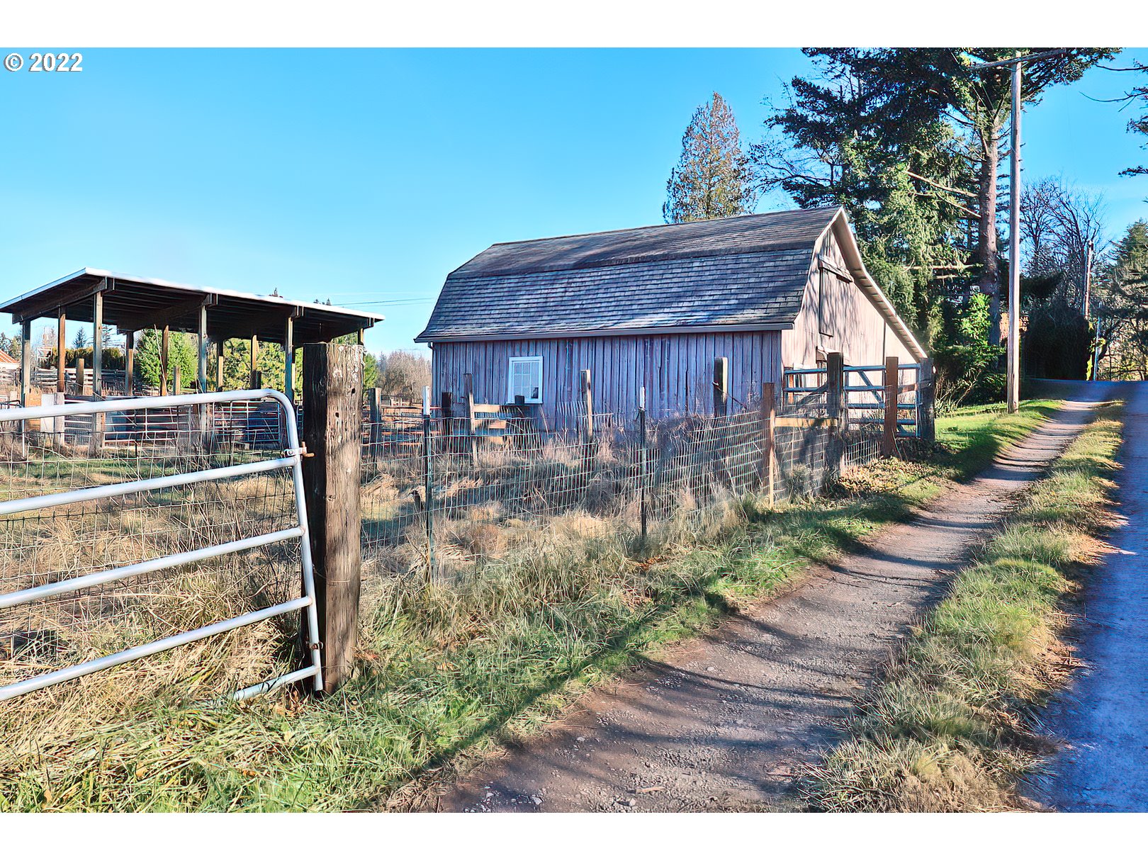 1940 Southeast Henkle Road Corbett, OR 97019 - Photo 23 of 31 Gallery Image 23