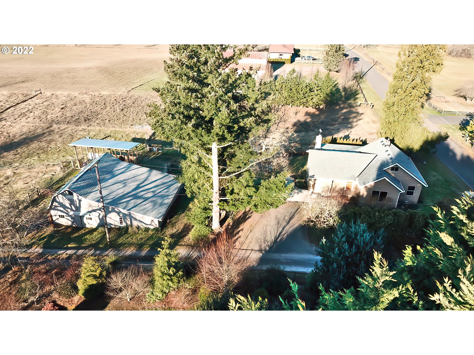 1940 Southeast Henkle Road Corbett, OR 97019 - Photo 24 of 31 Gallery Image 24