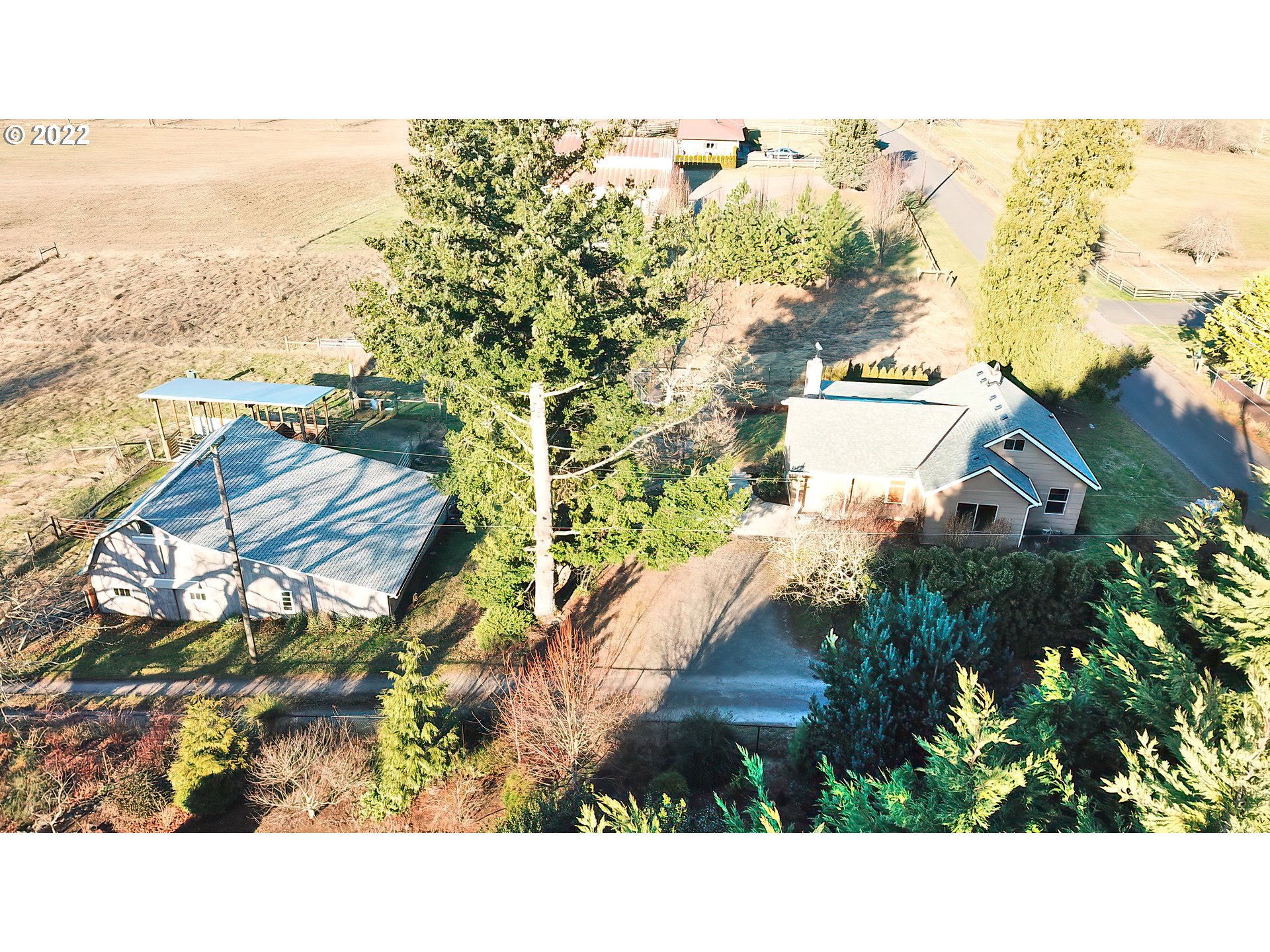 1940 Southeast Henkle Road Corbett, OR 97019 - Photo 25 of 31 Gallery Image 25