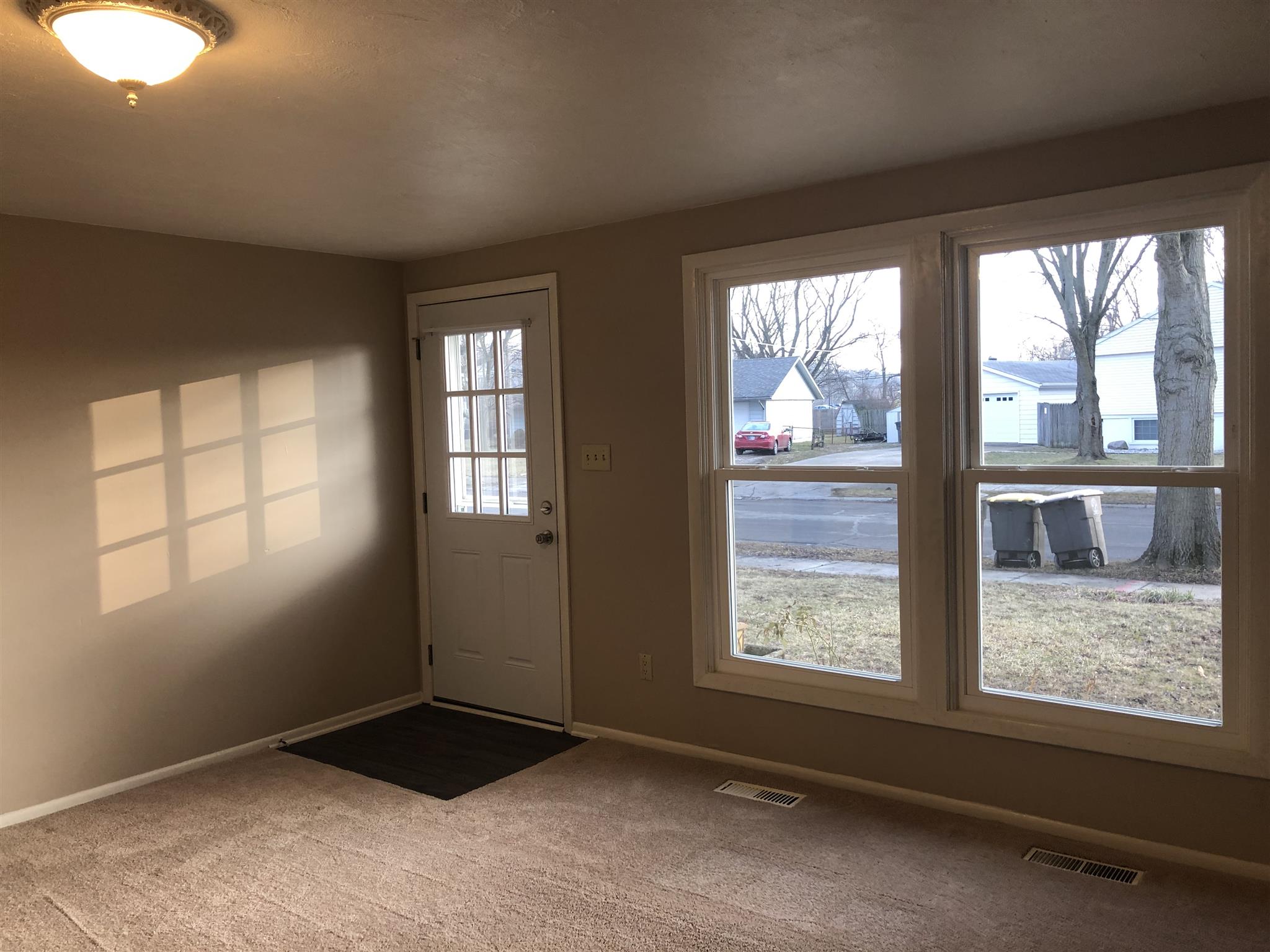 1717 Cinnamon Road Fort Wayne, IN 46825 - Photo 3 of 15 Gallery Image 3