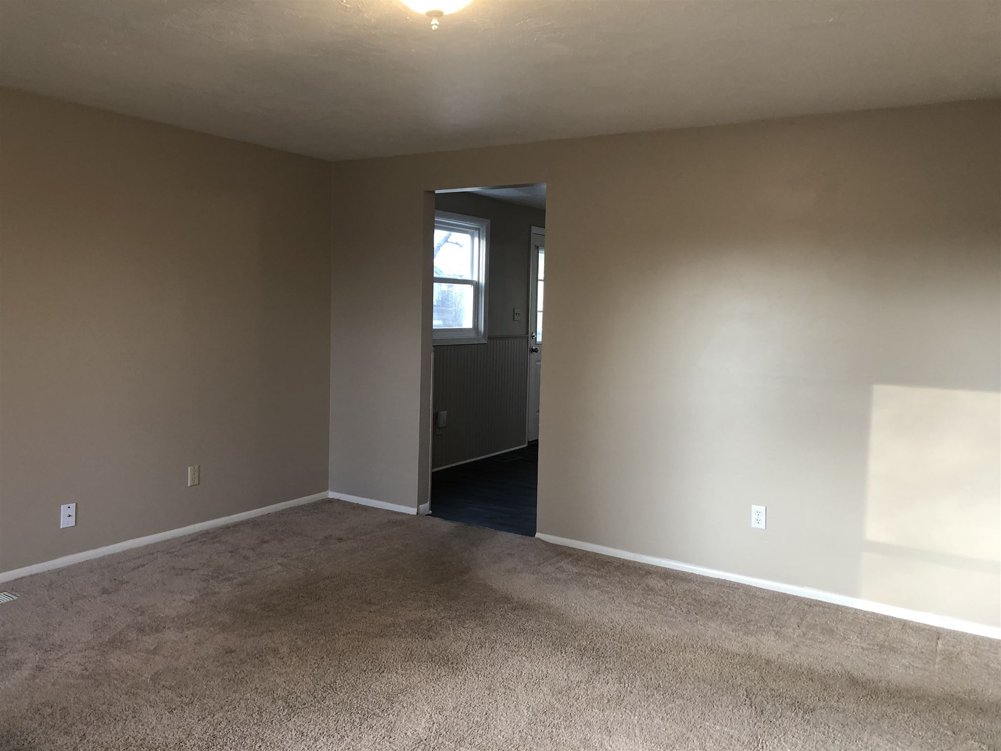 1717 Cinnamon Road Fort Wayne, IN 46825 - Photo 4 of 15 Gallery Image 4