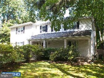 413 Deaver Road Wyncote, PA 19095 - Photo 2 of 10 Exterior Front