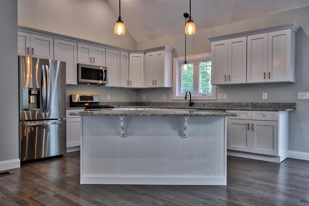 568 Osgood Road Milford, NH 03055 - Photo 7 of 28