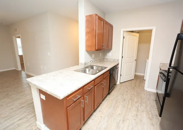 $1,197 | 6015 Bristol Bluffs Circle, Louisville, KY 40299