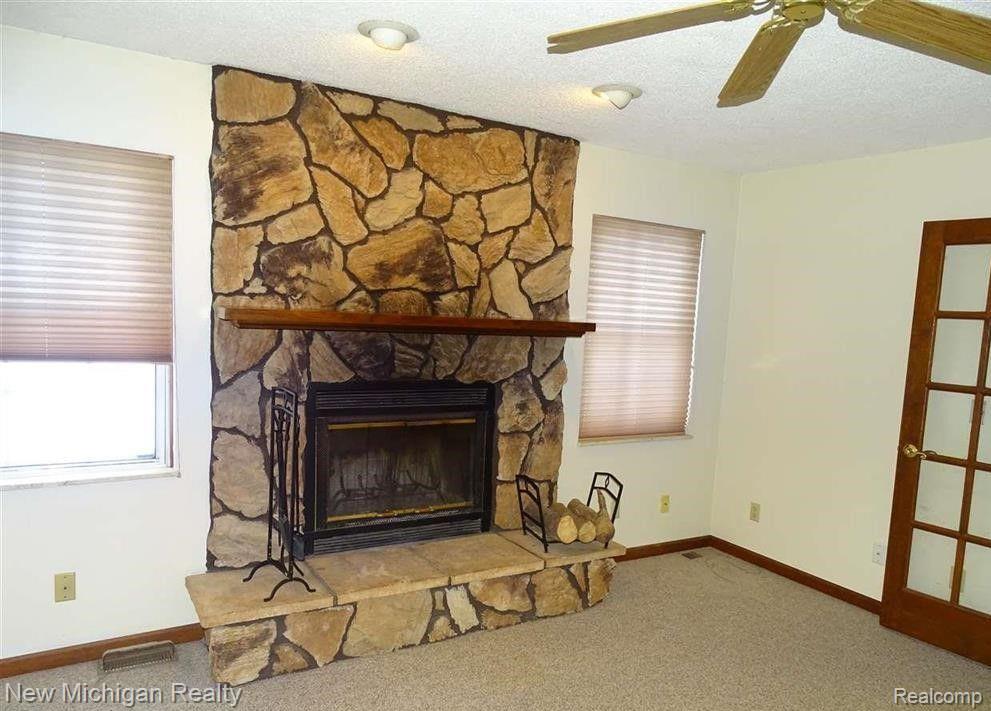 496 2nd Street Addison, MI 49220 - Photo 2 of 12 Gallery Image 2