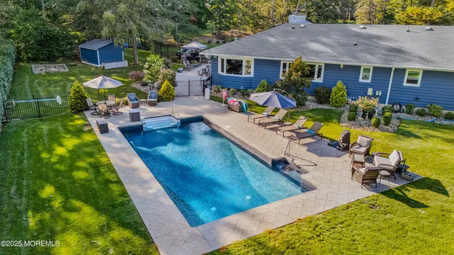 $1,250,000 | 12 Crest Drive, Colts Neck, NJ 07722