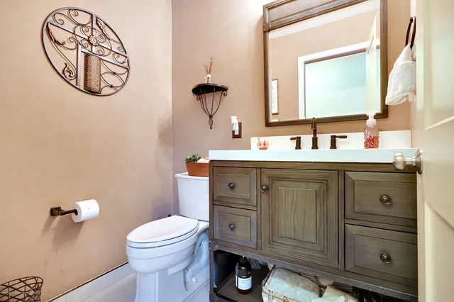 $1,250,000 | 12 Crest Drive, Colts Neck, NJ 07722