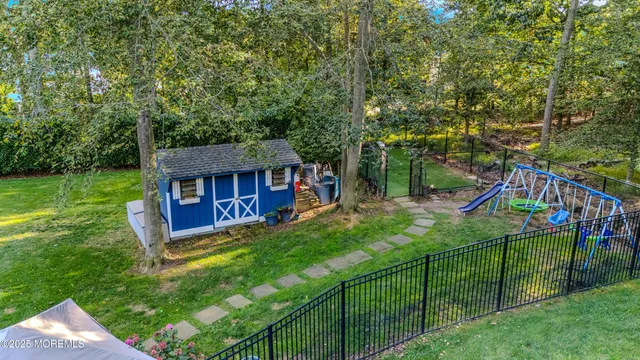 $1,250,000 | 12 Crest Drive, Colts Neck, NJ 07722