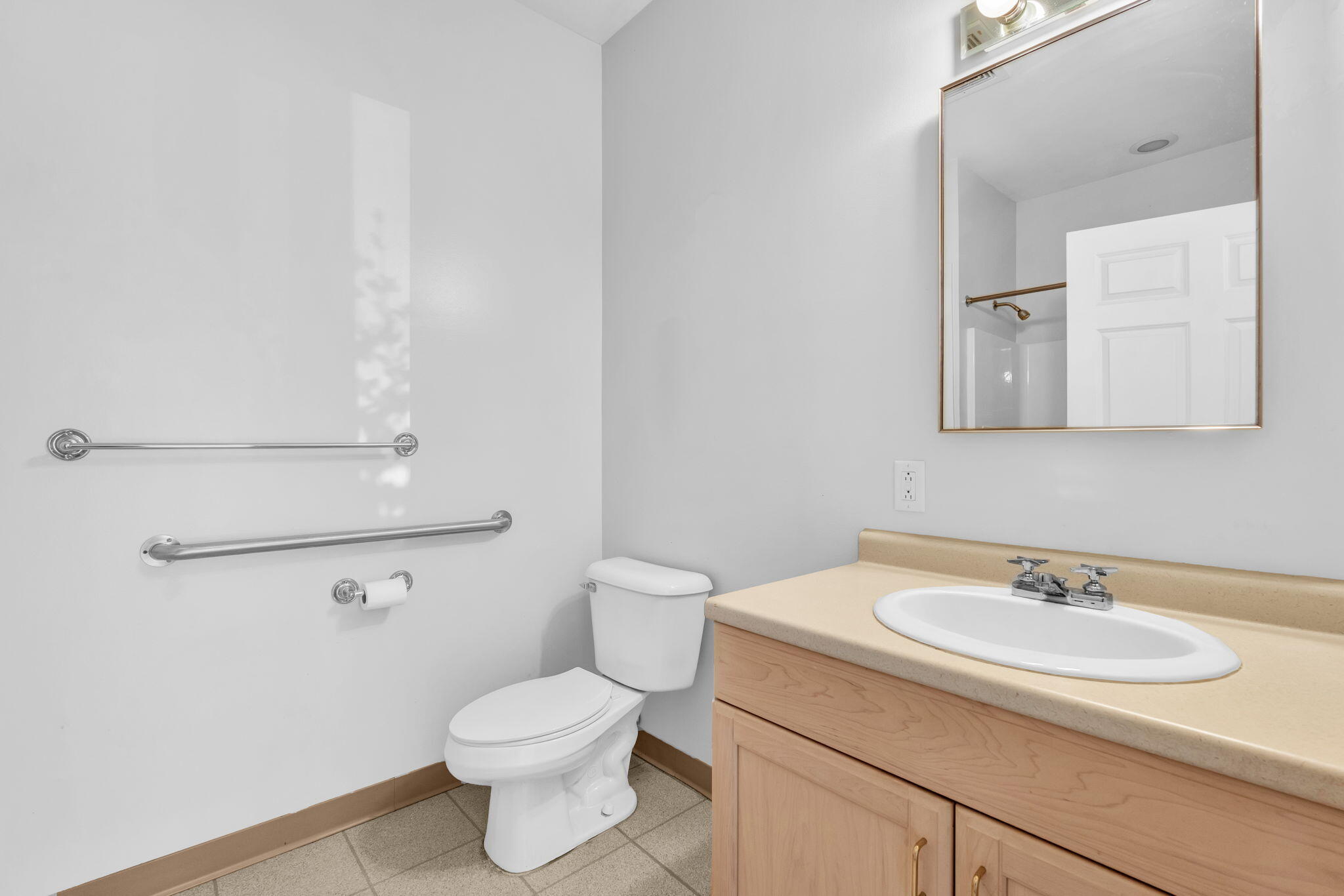 59 Springbrook Drive, Unit 1B Belfast, ME 04915 - Photo 27 of 45 27-web-or-mls-59-springbrook-dr-1b