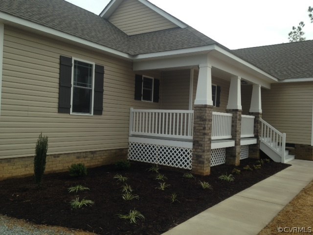 8664 Rock Cedar Road New Kent, VA 23124 - Photo 2 of 9 Gallery Image 2