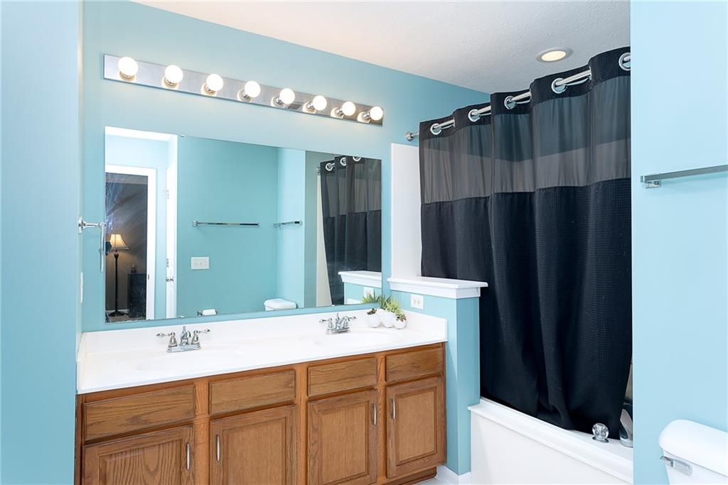 12879 Sinclair Place Fishers, IN 46038 - Photo 13 of 23 Gallery Image 13