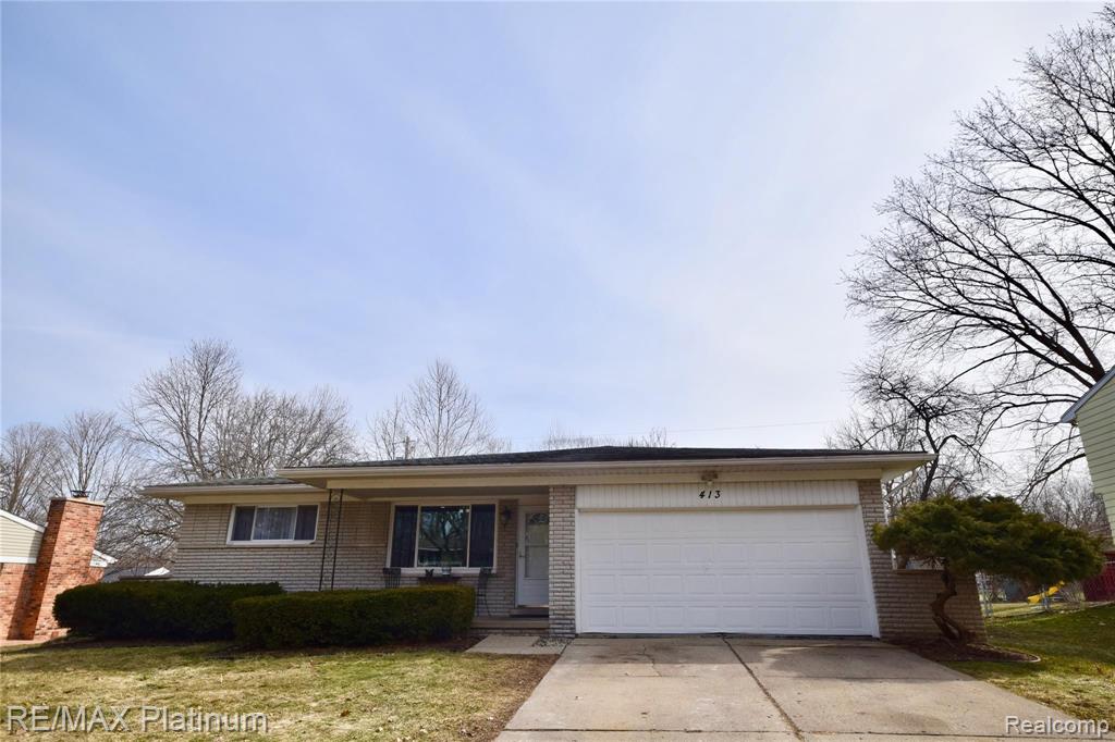 413 Holland Road Flushing, MI 48433 - Photo 1 of 46
