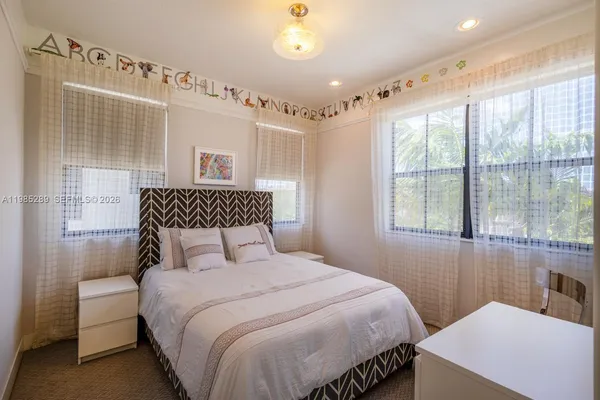 $5,500 | 9602 West 35th Lane, Hialeah, FL 33018