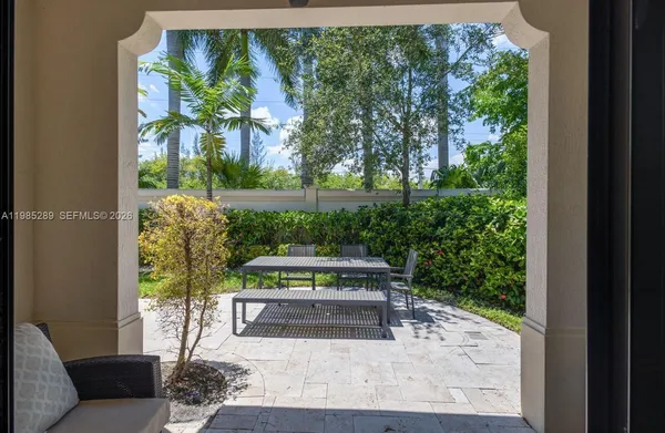 $5,500 | 9602 West 35th Lane, Hialeah, FL 33018