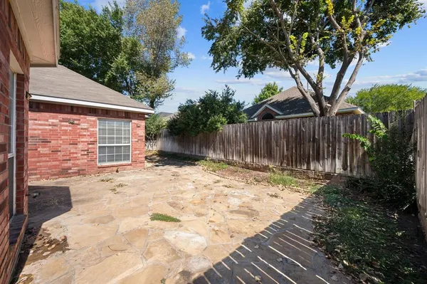 $3,500 | 3652 Blue Spruce Drive, Fort Worth, TX 76040