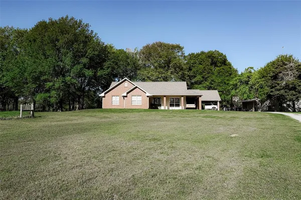 $667,500 | 679 County Road 1465, Bonham, TX 75418