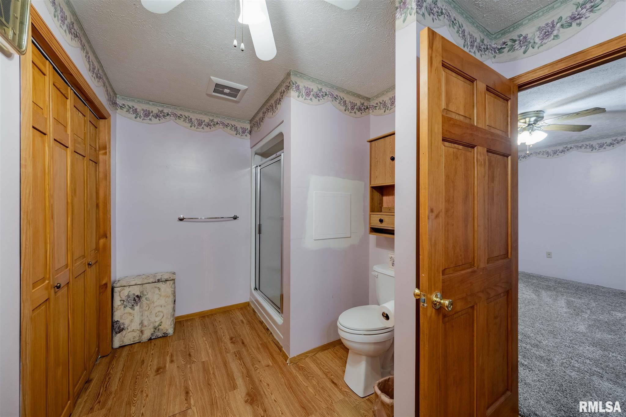 11749 Stotlar Road Marion, IL 62959 - Photo 14 of 23 Gallery Image 14