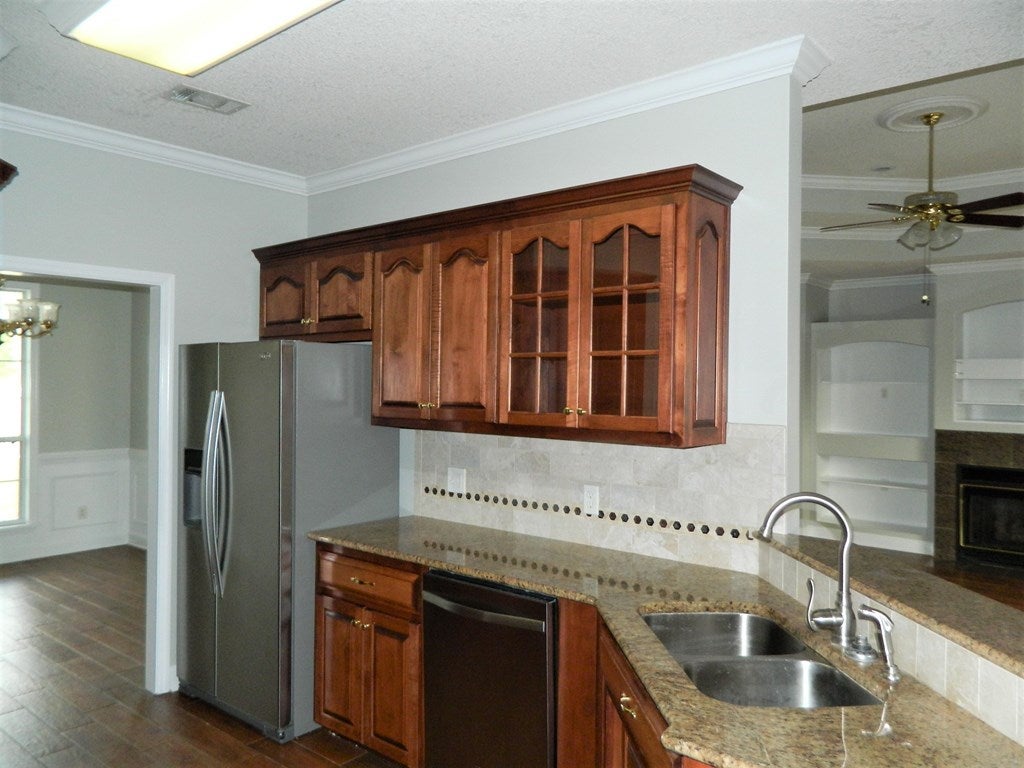 5622 Hambrick Road Hahira, GA 31632 - Photo 3 of 57 Gallery Image 3