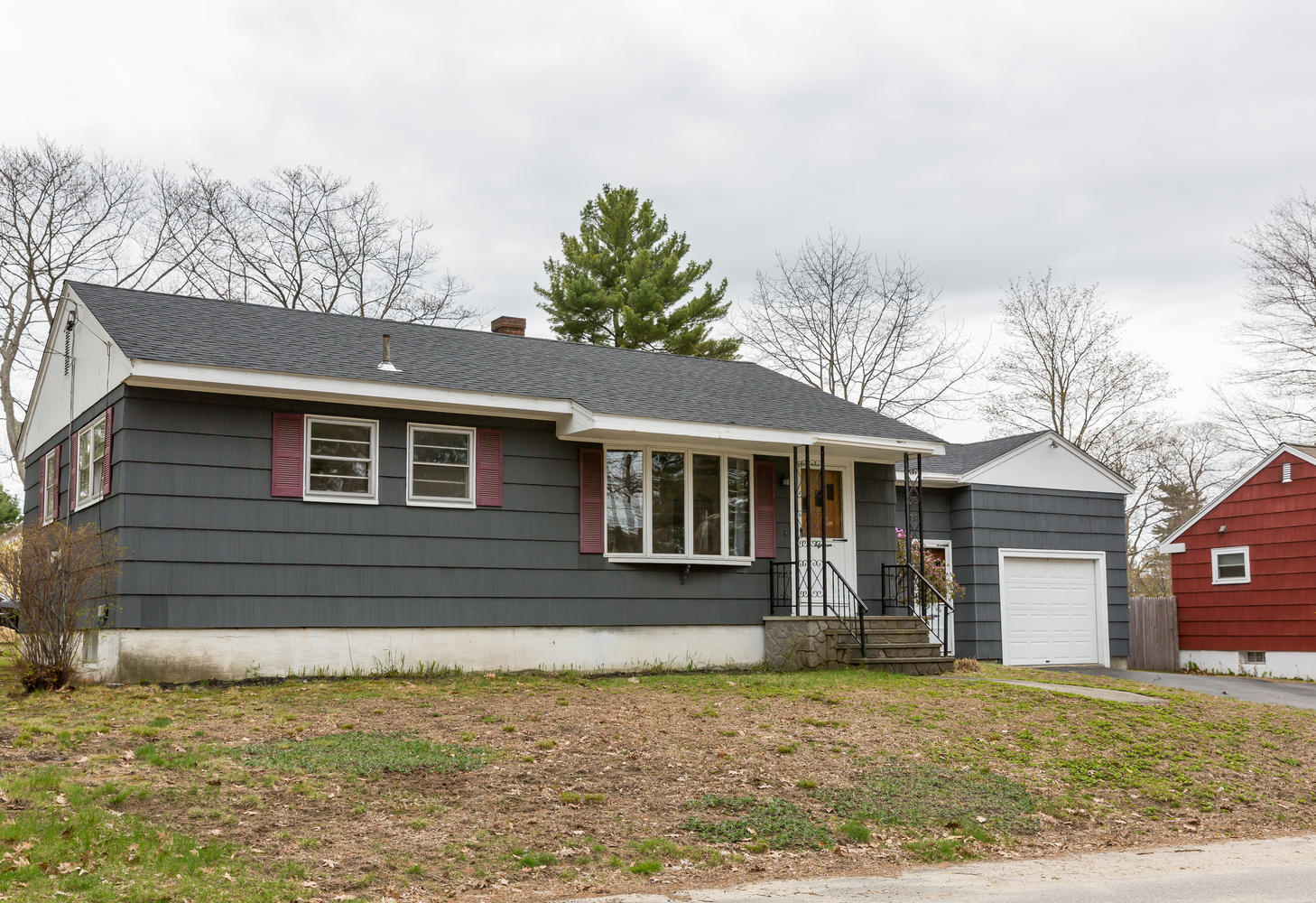 18 Robinson Road Scarborough, ME 04074 - Photo 1 of 34 Front Exterior