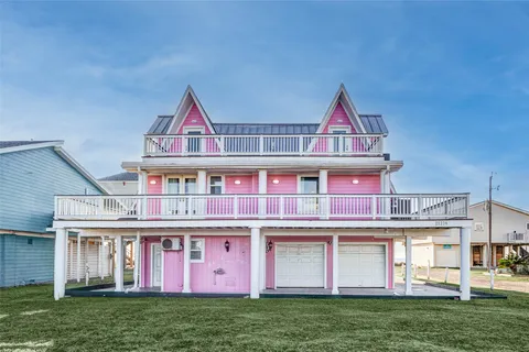 $1,185,000 | 21239 Gulf Drive, Galveston, TX 77554