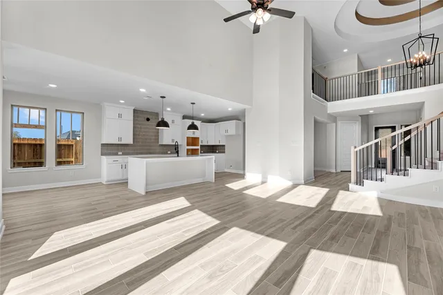 $704,983 | 1555 Timber Woods Drive, Missouri City, TX 77459