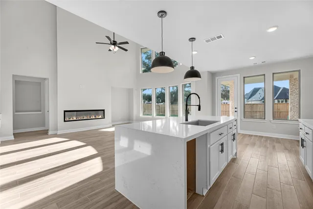 $704,983 | 1555 Timber Woods Drive, Missouri City, TX 77459