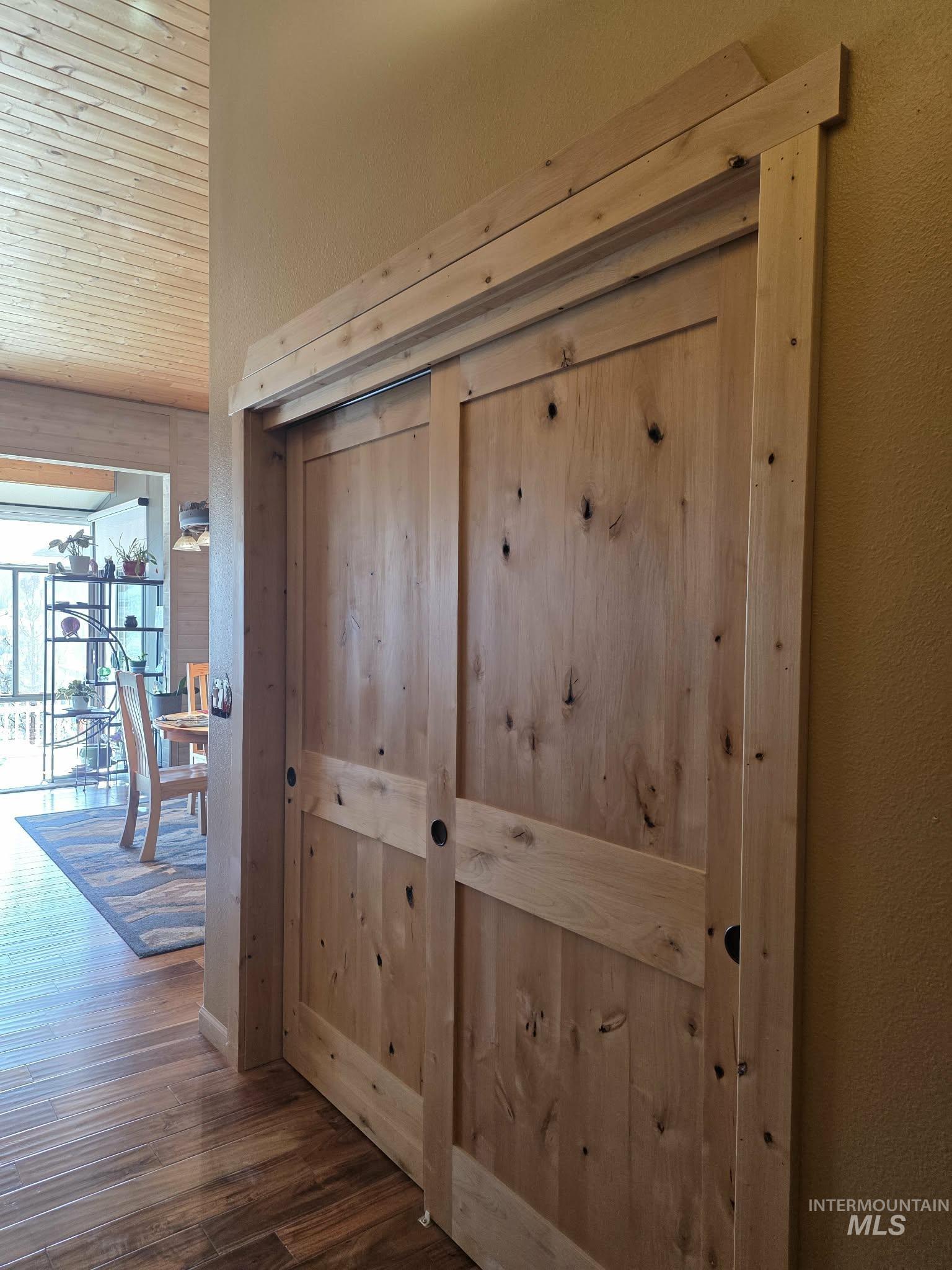 809 River Pointe Lane Lenore, ID 83541 - Photo 26 of 43 View of closet