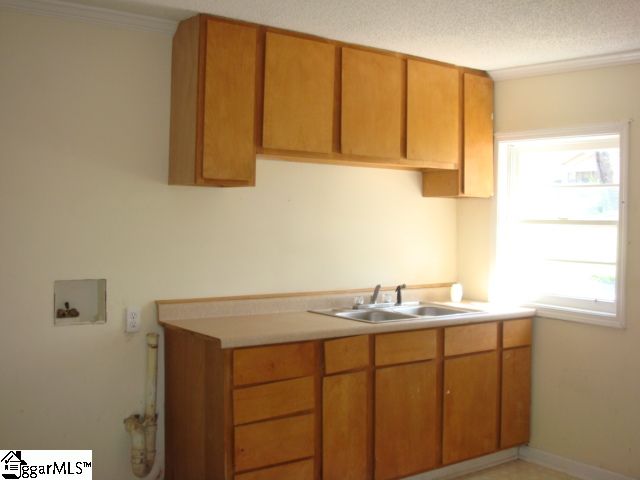 209 Nicholtown Road Greenville, SC 29607 - Photo 3 of 8
