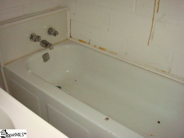 209 Nicholtown Road Greenville, SC 29607 - Photo 7 of 8