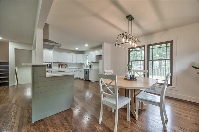 $429,000 | 6928 Russell Street, Overland Park, KS 66204