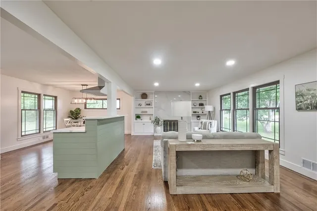 $429,000 | 6928 Russell Street, Overland Park, KS 66204