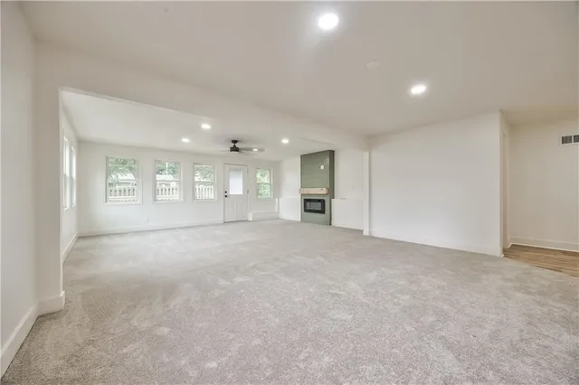 $429,000 | 6928 Russell Street, Overland Park, KS 66204