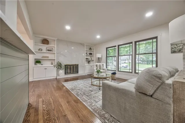 $429,000 | 6928 Russell Street, Overland Park, KS 66204