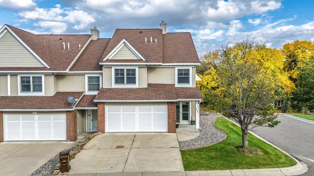 $2,500 | 926 Ramsey Street, Hastings, MN 55033