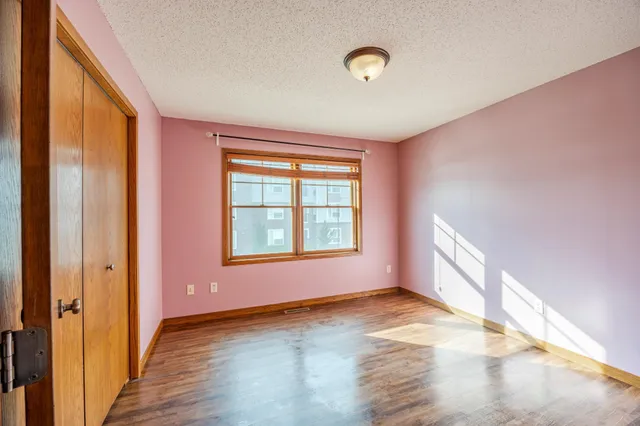 $2,500 | 926 Ramsey Street, Hastings, MN 55033