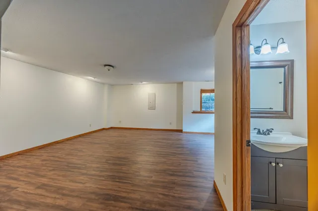 $2,500 | 926 Ramsey Street, Hastings, MN 55033