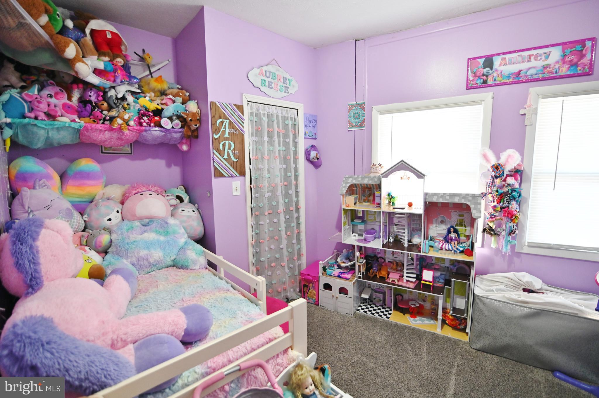 8148 Supinlick Ridge Road Mount Jackson, VA 22842 - Photo 17 of 39 a room with furniture and toys