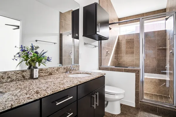 $2,450 | 2936 Commerce Street, Houston, TX 77003