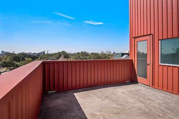 $2,450 | 2936 Commerce Street, Houston, TX 77003