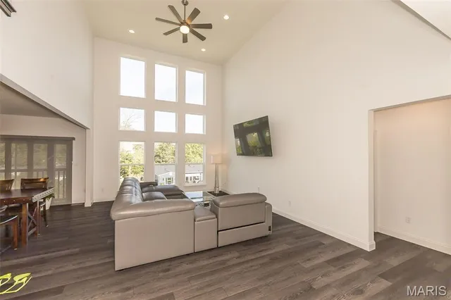 $995,000 | 1041 Kennedy Lane, Manchester, MO 63011