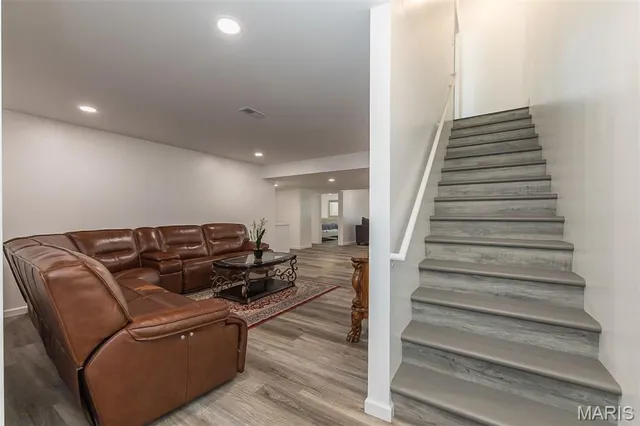 $995,000 | 1041 Kennedy Lane, Manchester, MO 63011