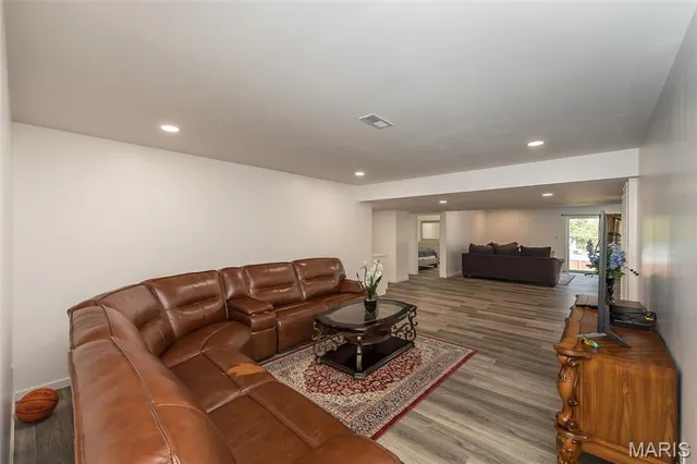 $995,000 | 1041 Kennedy Lane, Manchester, MO 63011