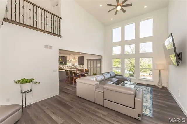 $995,000 | 1041 Kennedy Lane, Manchester, MO 63011