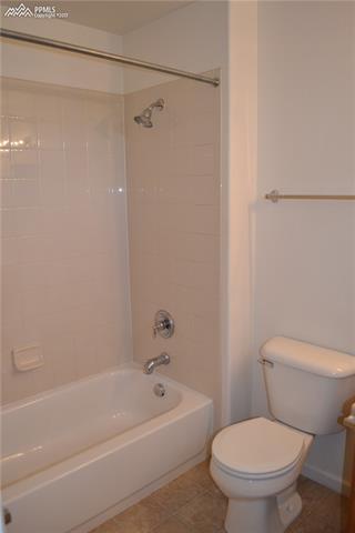 4044 Diamond Ridge View Colorado Springs, CO 80918 - Photo 18 of 23