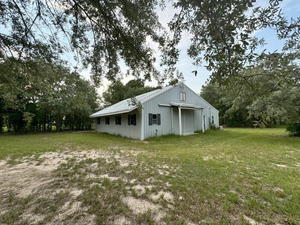 357 North Windsor Road Windsor, SC 29856 - Photo 2 of 20 a house with a yard