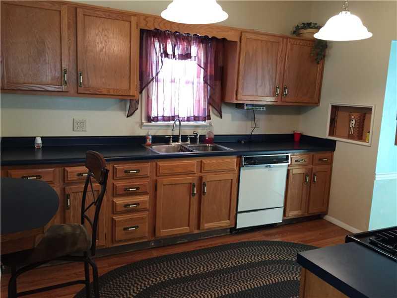 1105 Bechtel Street Monaca, PA 15061 - Photo 4 of 8 Kitchen.