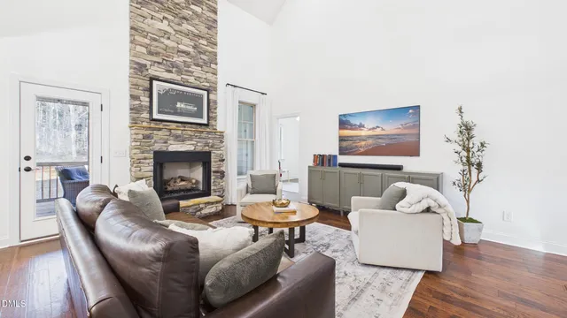 $629,900 | 50 Willow Bend Drive, Youngsville, NC 27596