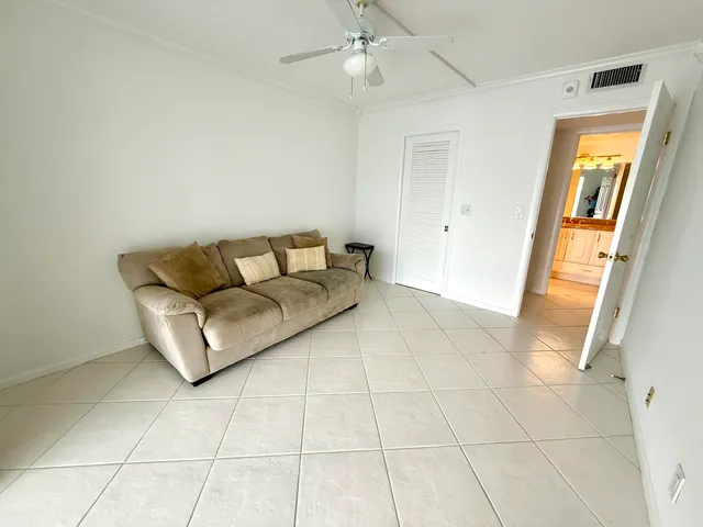 $175,000 | 3087 Oakridge U, Deerfield Beach, FL 33442